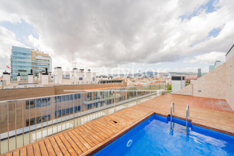 Maravilloso-piso-en-primera-linea-de-mar-con-pi...