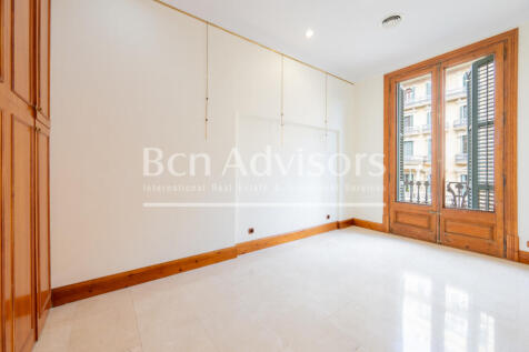 Fantastico-piso-a-reformar-en-finca-modernista-...