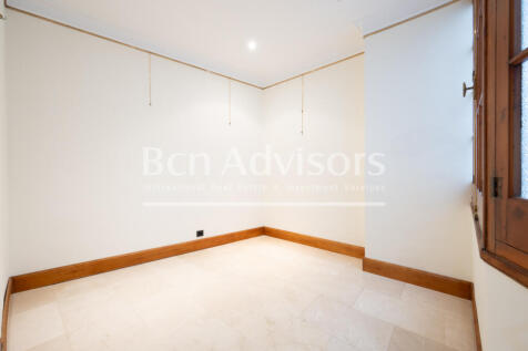 Fantastico-piso-a-reformar-en-finca-modernista-...