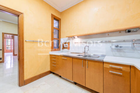 Fantastico-piso-a-reformar-en-finca-modernista-...