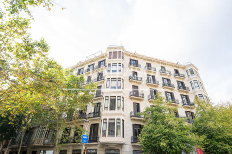 sensacional-inmueble-modernista-a-reformar-en-f...