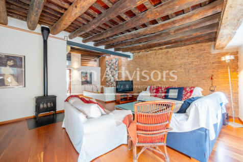 Sensacional-duplex-con-terraza-y-elementos-orig...