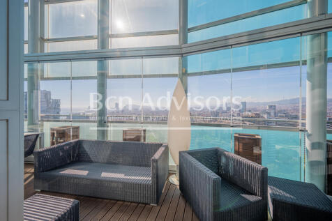 Impresionante-atico-duplex-con-terraza-y-vistas...