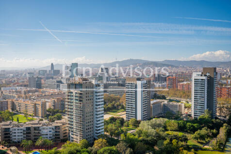 Impresionante-atico-duplex-con-terraza-y-vistas...