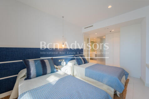 Impresionante-atico-duplex-con-terraza-y-vistas...