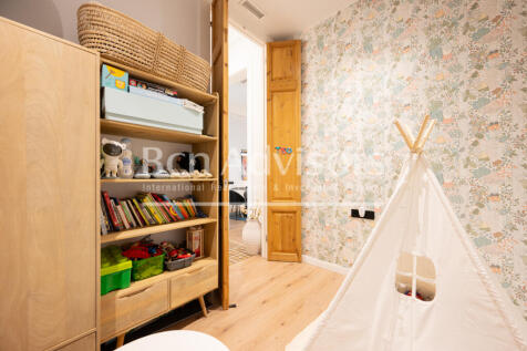 Exquisito-y-luminoso-piso-modernista-reformado-...