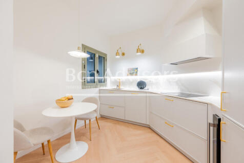 Acogedor-y-luminoso-piso-en-espectacular-edific...