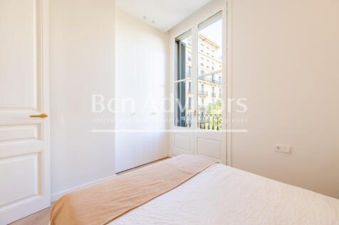 Acogedor-y-luminoso-piso-en-espectacular-edific...