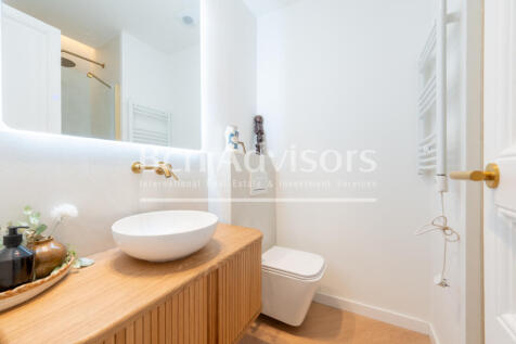 Acogedor-y-luminoso-piso-en-espectacular-edific...