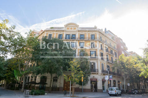 Acogedor-y-luminoso-piso-en-espectacular-edific...