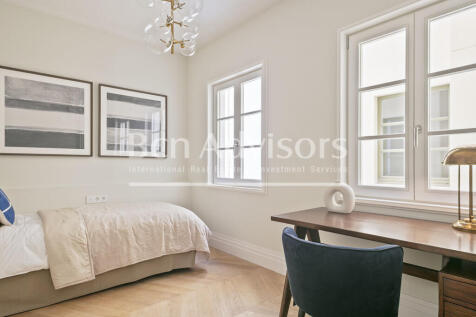 Extraordinario-atico-duplex-de-obra-nueva-con-t...