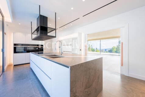 Espectacular-casa-de-obra-nueva-en-Pedralbes-co...