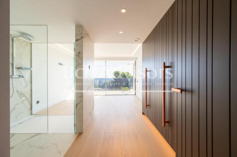 Espectacular-casa-de-obra-nueva-en-Pedralbes-co...