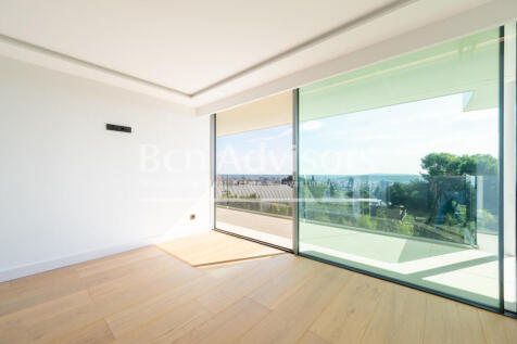 Espectacular-casa-de-obra-nueva-en-Pedralbes-co...