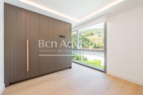 Espectacular-casa-de-obra-nueva-en-Pedralbes-co...