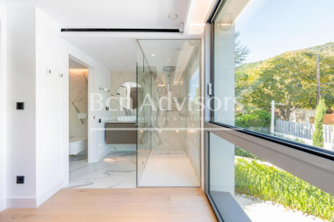 Espectacular-casa-de-obra-nueva-en-Pedralbes-co...