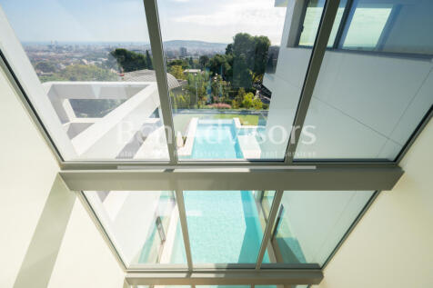 Espectacular-casa-de-obra-nueva-en-Pedralbes-co...