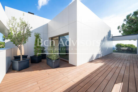 Espectacular-casa-de-obra-nueva-en-Pedralbes-co...