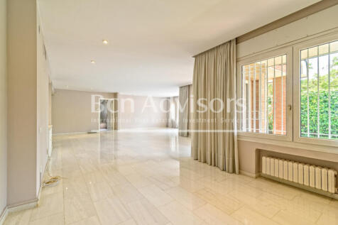 Maravillosa-casa-de-lujo-con-piscina-y-jardin-e...