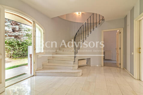 Maravillosa-casa-de-lujo-con-piscina-y-jardin-e...