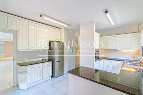 Maravillosa-casa-de-lujo-con-piscina-y-jardin-e...