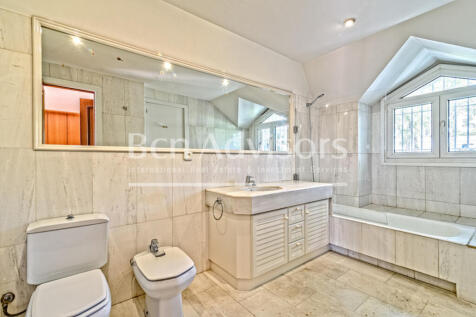 Maravillosa-casa-de-lujo-con-piscina-y-jardin-e...