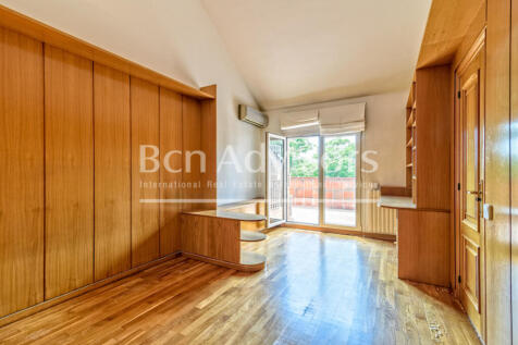 Maravillosa-casa-de-lujo-con-piscina-y-jardin-e...