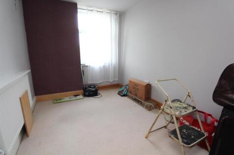 bed 3.jpg