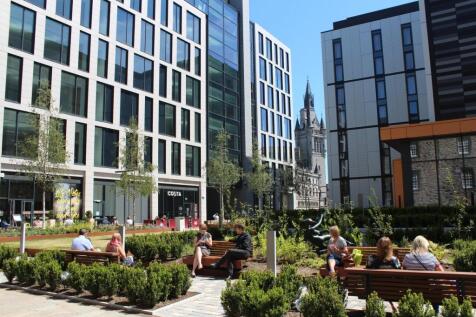 MSq Lunch in sun 280618_2.jpg