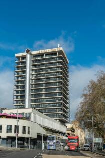 Beacon Tower Sign Daytime7.jpg