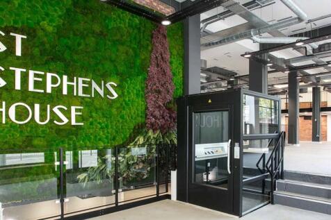 StStphensHousereceptionareawithbrandedmosswallan