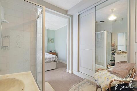 Shower Room / Dressing Area