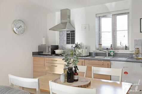Kitchen / Living / Dining