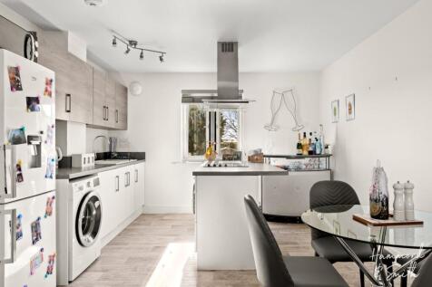 Kitchen / Lounge / Diner