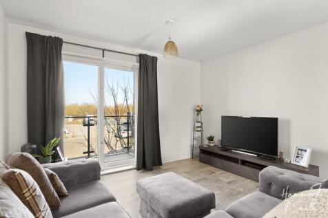 Kitchen / Lounge / Diner