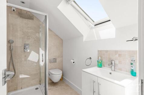 Ensuite shower room