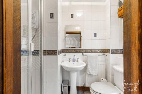En-suite shower room