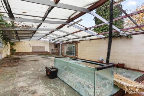 Swimming Pool (former) Room