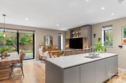 Open Plan Lounge / Kitchen / Diner