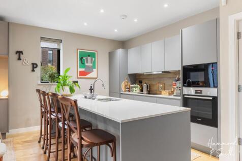 Open Plan Lounge / Kitchen / Diner