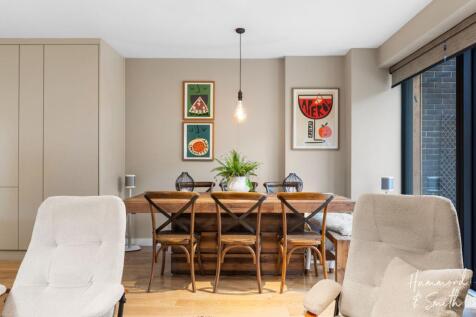 Open Plan Lounge / Kitchen / Diner