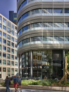 GraphicksHardmanSquare014.jpg