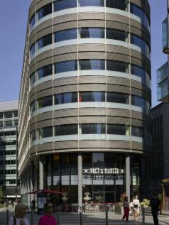 GraphicksHardmanSquare021.jpg