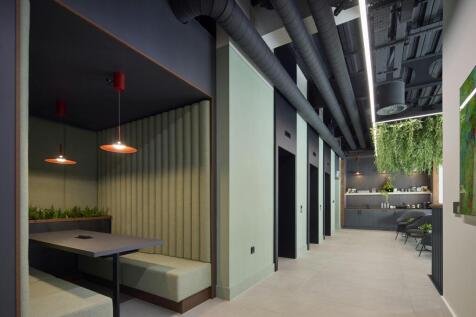 Communal Mezzanine Breakout Space