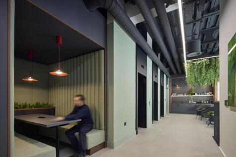 Communal Mezzanine Breakout Space