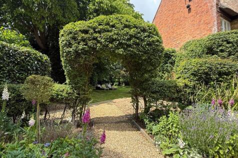 Property Image 32