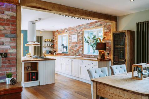Kitchen breakfast room