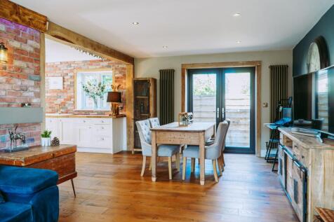 Open plan Lounge / Dining Room