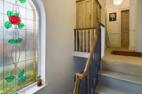 QUARTER TURN STAIRCASE