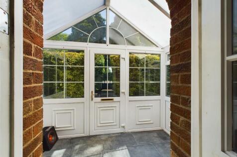 ENTRANCE PORCH/SUN ROOM